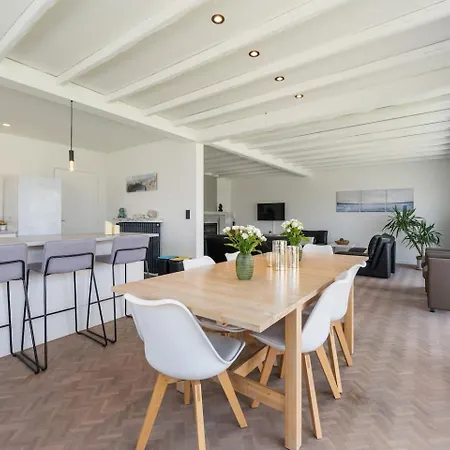 Vakantiewoning Renee ヴィラ *