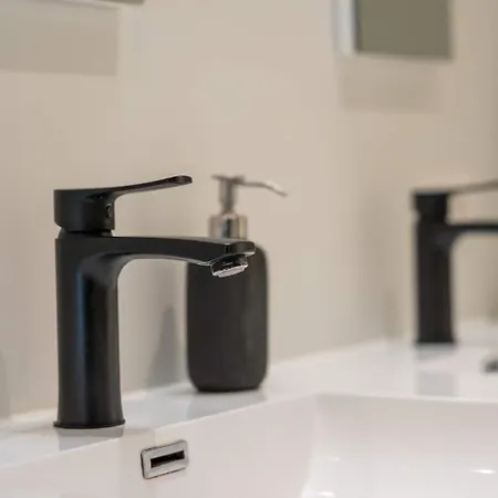 Vakantiewoning Renee ヴィラ ウェンドゥイネ